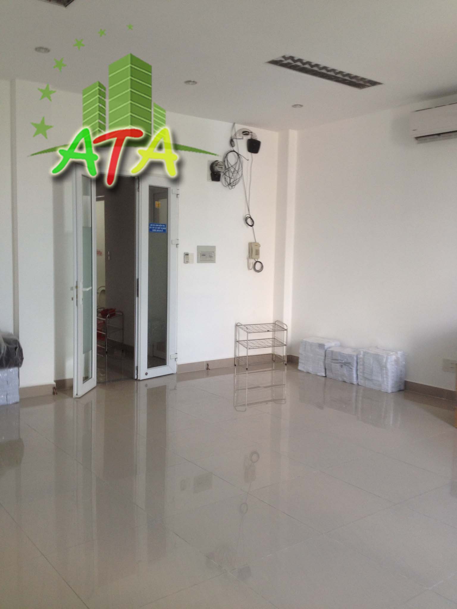 văn phòng cho thuê quận Tân Bình, HHT office Building đường Hoàng Hoa Thám, office for lease in HCMC