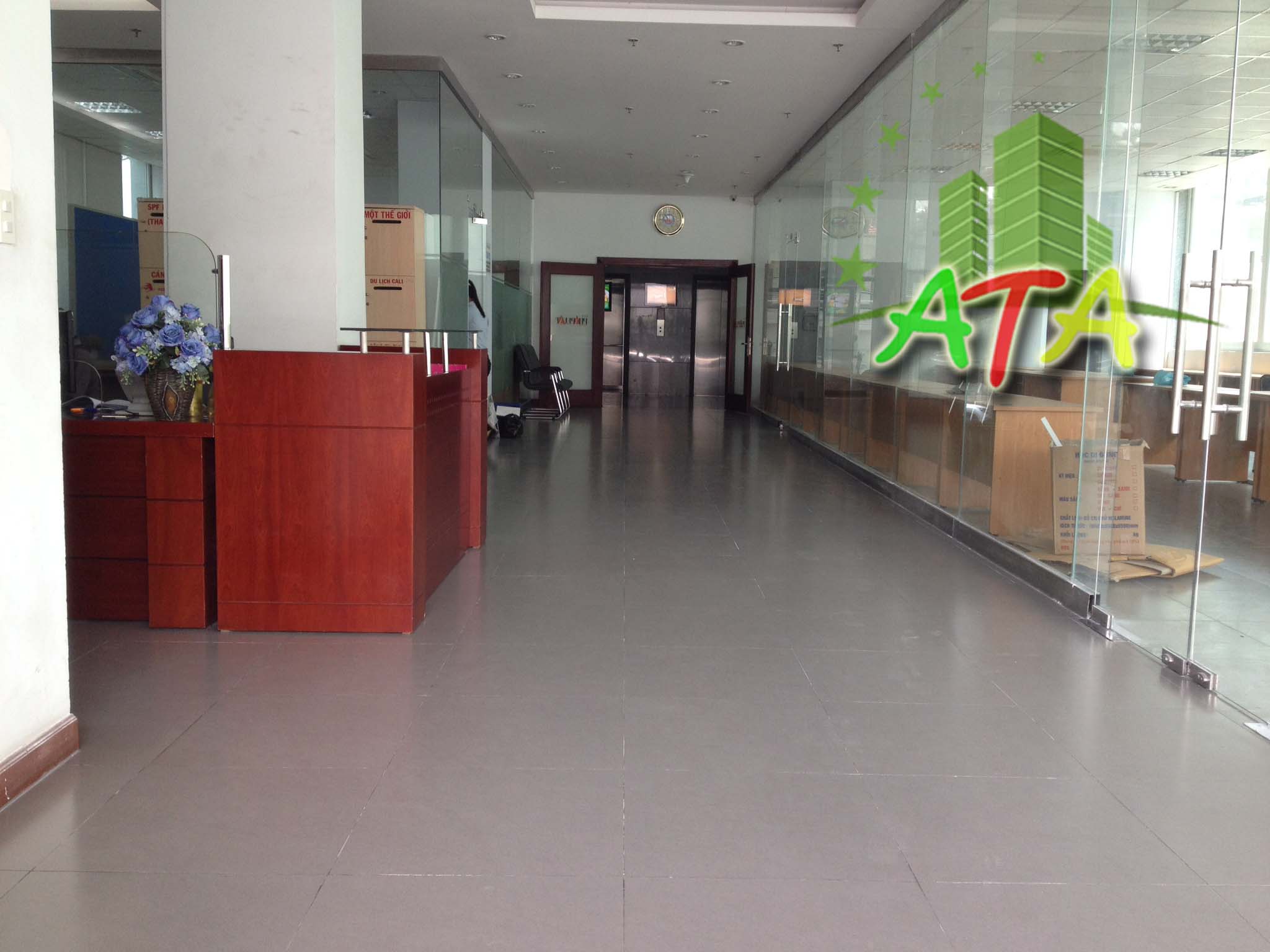 văn phòng cho thuê quận Tân Bình, Tòa nhà báo pháp luật đường Hoàng Việt quận Tân Bình, ngay sân bay Tân Sơn Nhất, office for lease in Tan Son Nhat airport